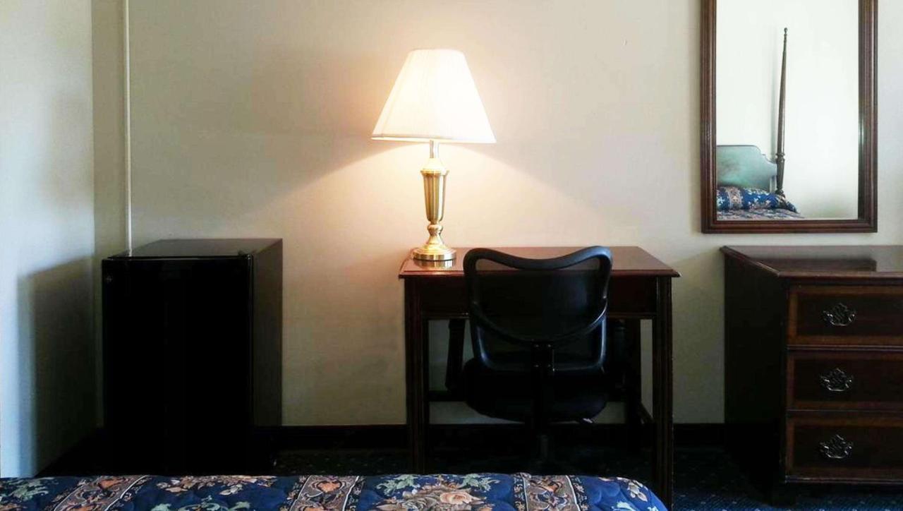 Stratford Motor Inn East Ellijay Экстерьер фото
